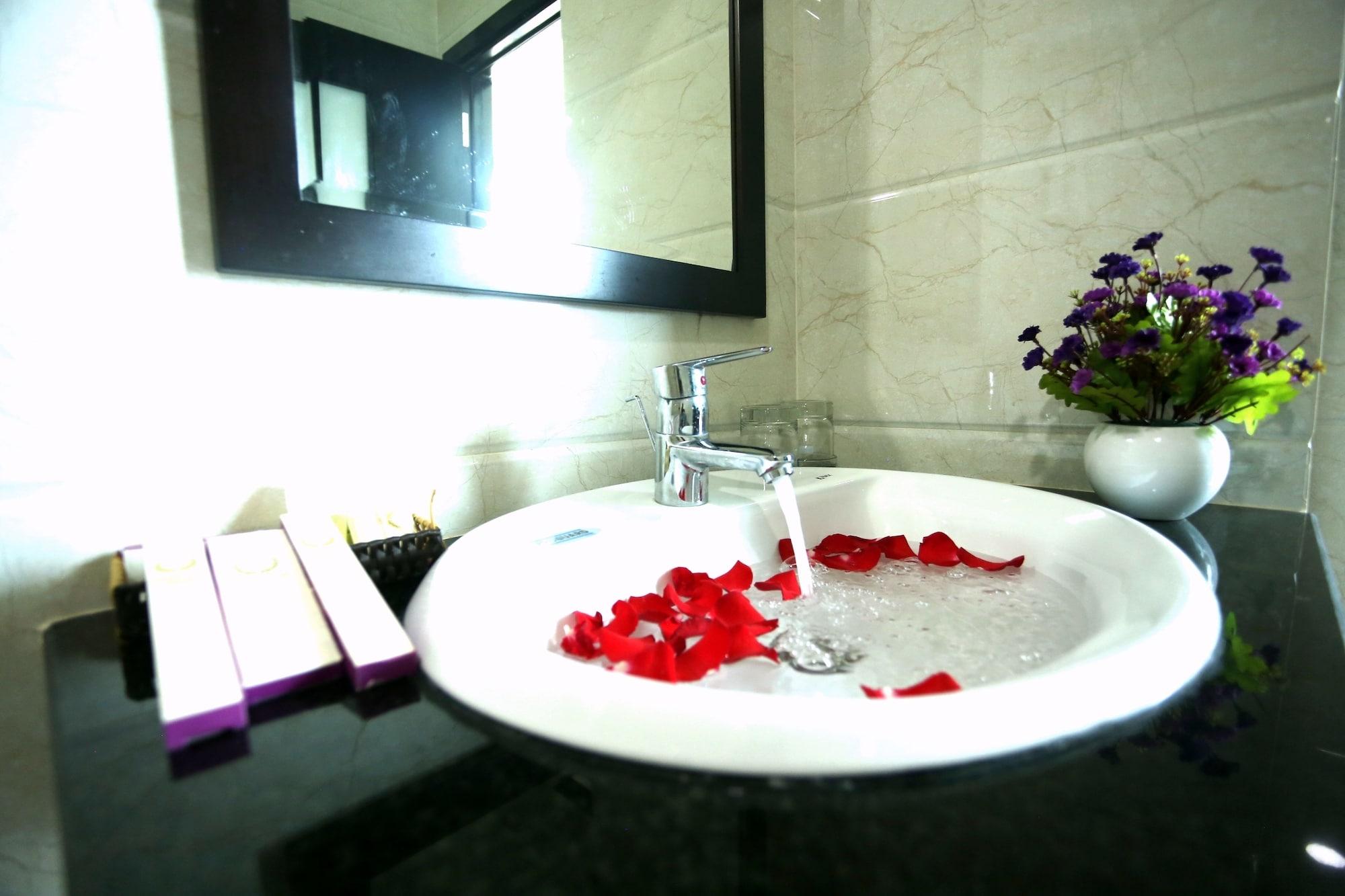 Huong Son Hotel Da Nang Exterior photo
